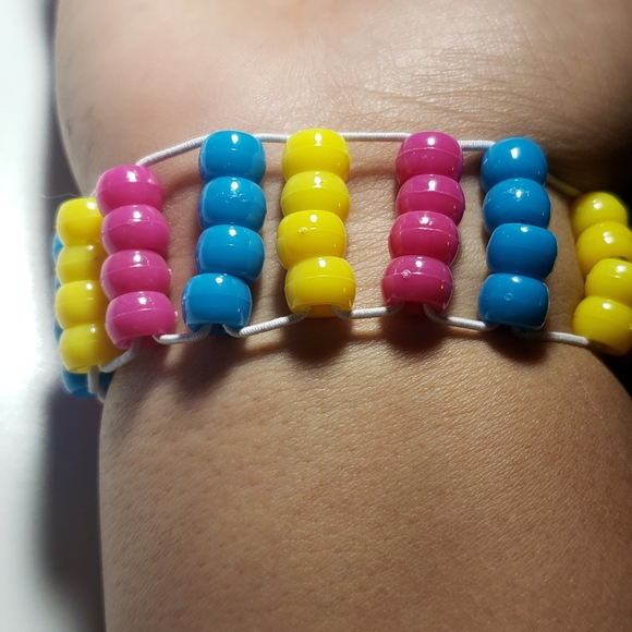 Pansexual kandi bracelet - Picture 4 of 4